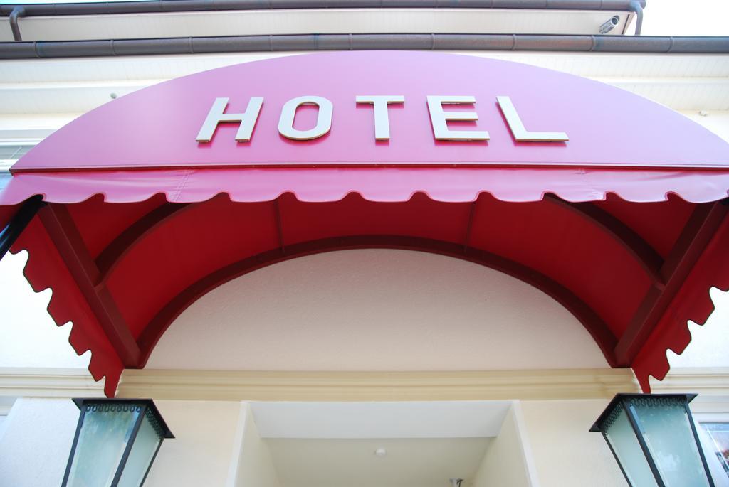 Muensterlaender Hof Otel Cloppenburg Dış mekan fotoğraf