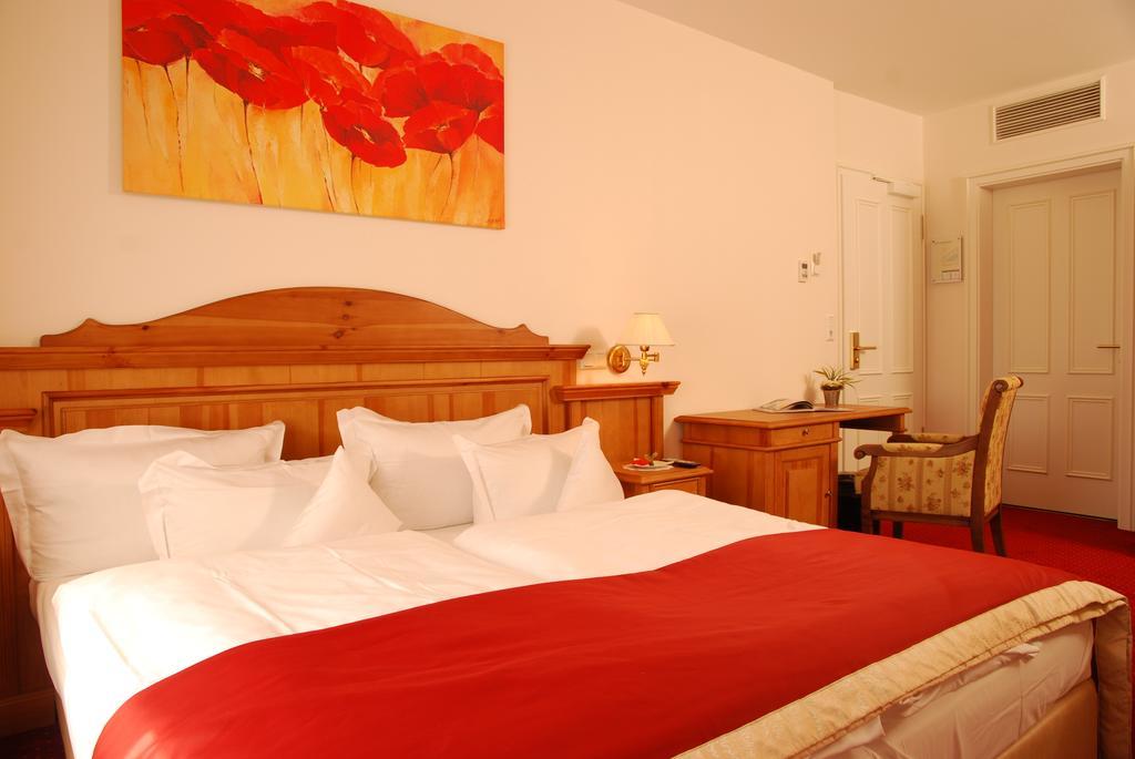Muensterlaender Hof Otel Cloppenburg Dış mekan fotoğraf